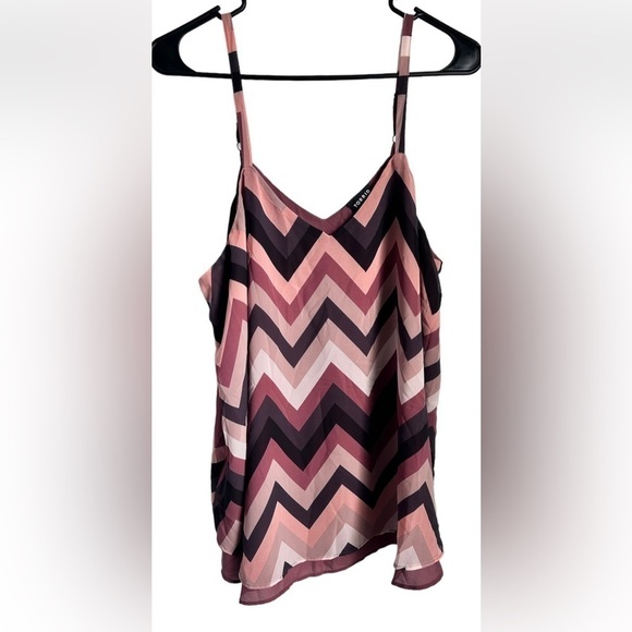 TORRID Sophie Chiffon Double Layer Swing Cami- Chevron Stripe/ Size 00 (10) - Picture 1 of 6